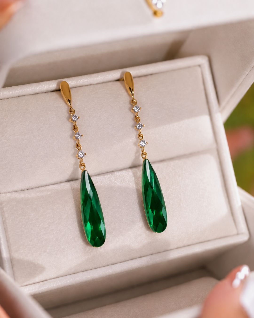 SASHA EARRINGS GREEN