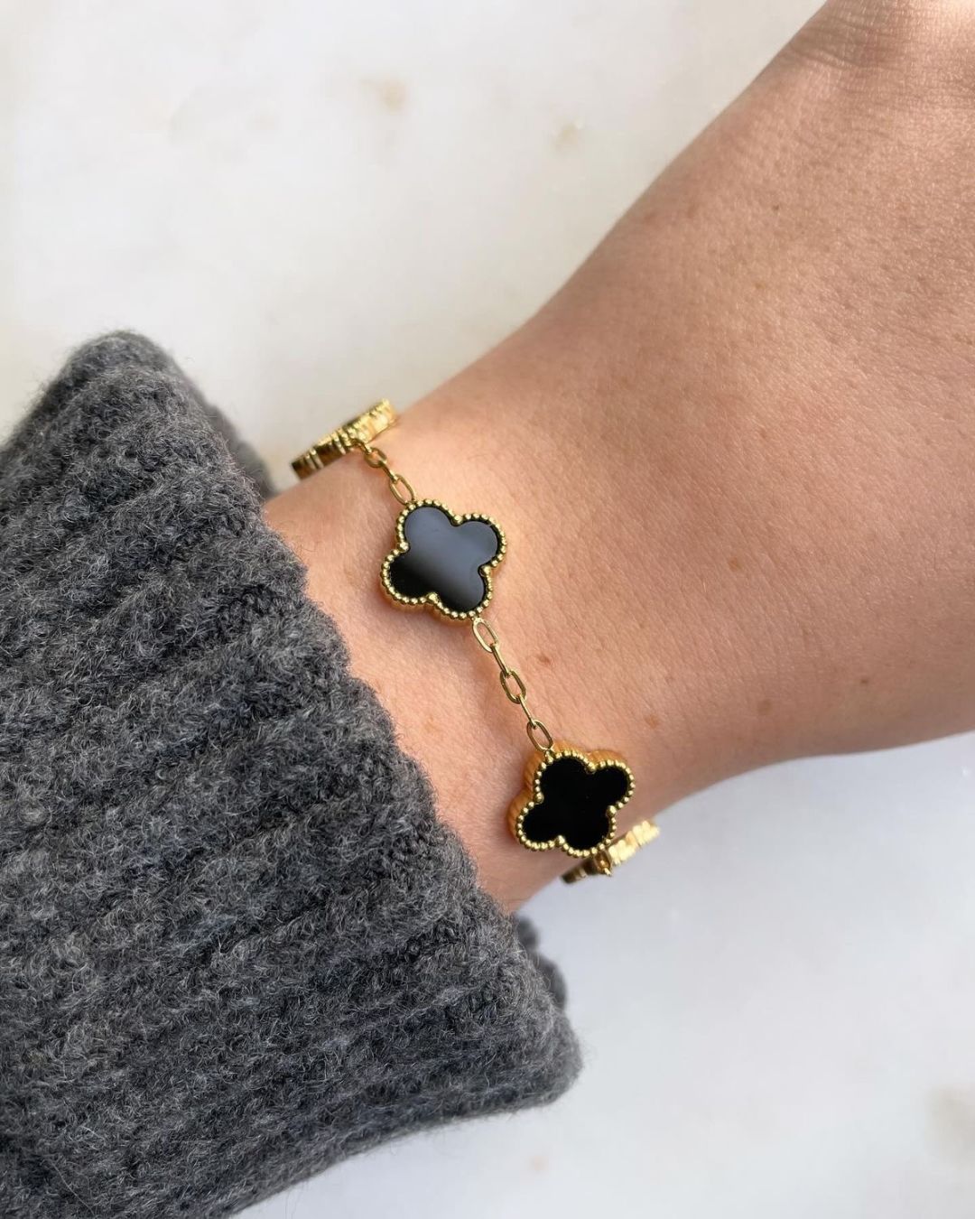 BLACK CLOVER CHAIN BRACELET
