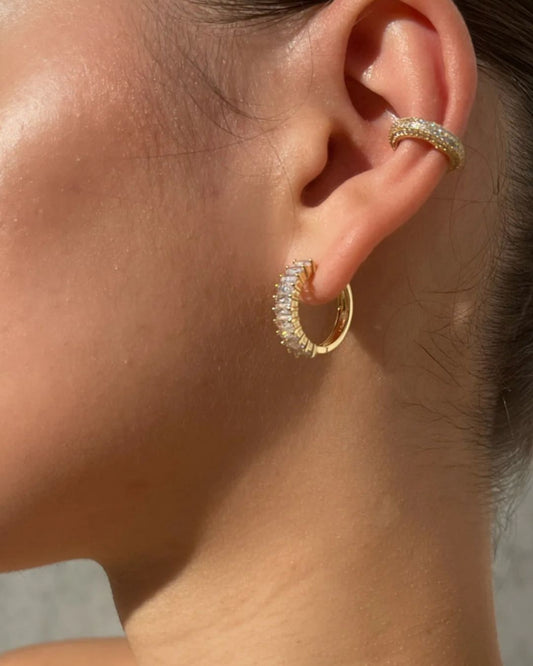 QORA CRYSTAL EARRING