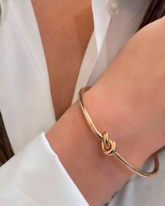 KNOT BRACELET