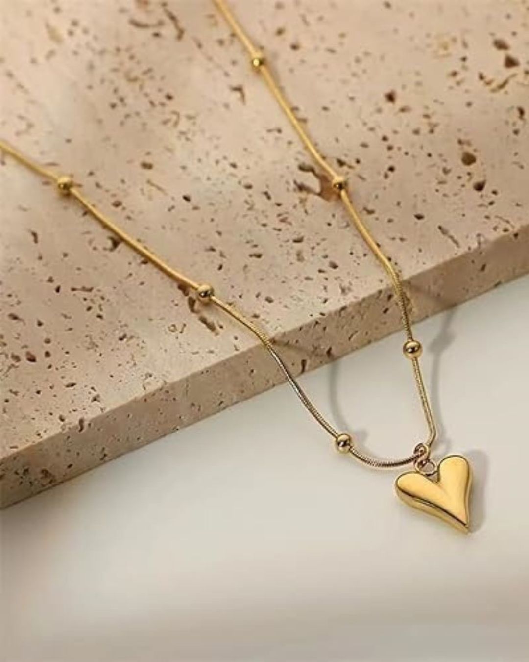 DROP HEART PENDANT