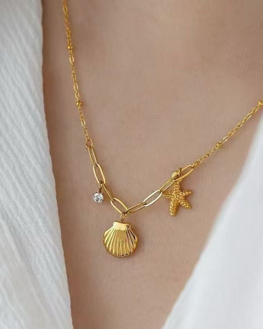 CRYSTAL SHELL PENDANT