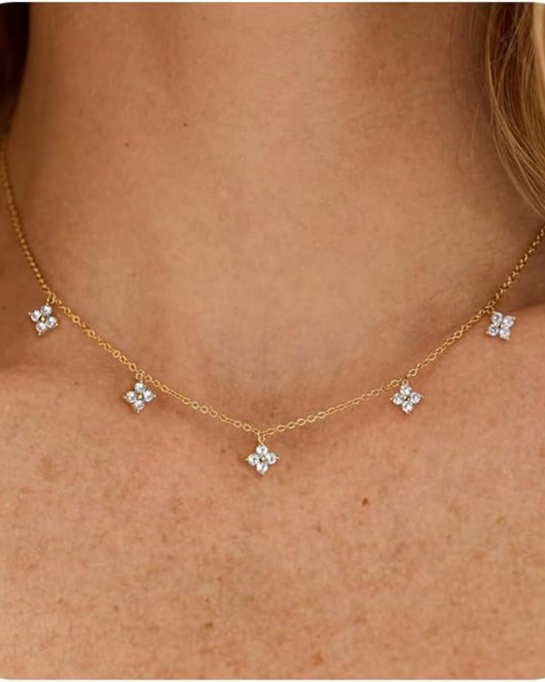 DAISY PENDANT