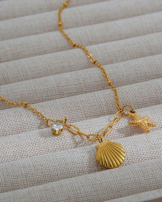 CRYSTAL SHELL PENDANT