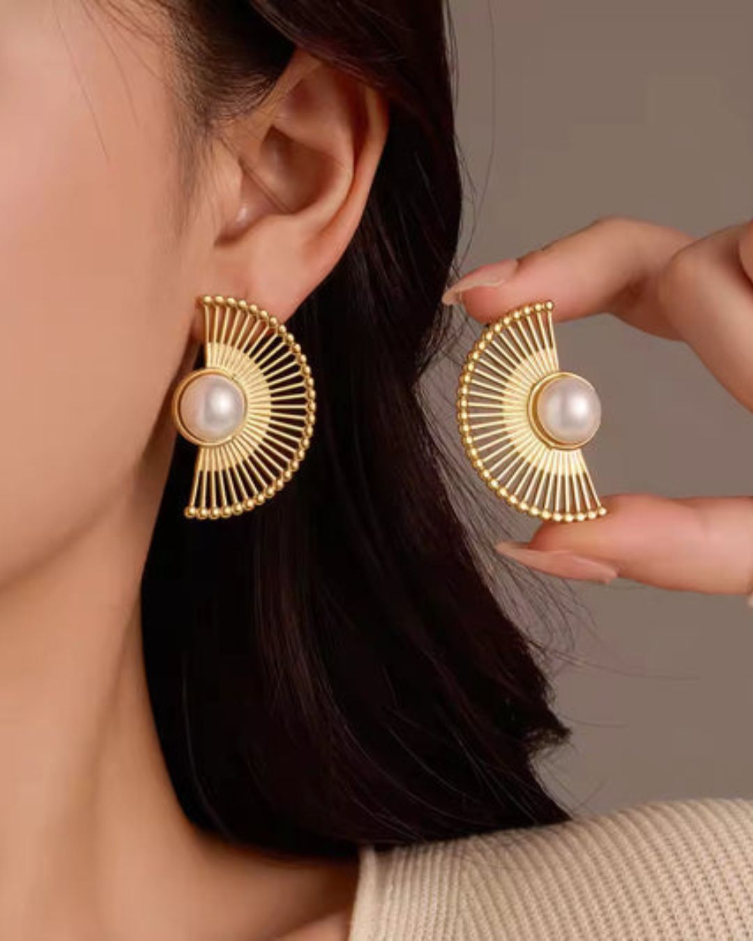 HALO PEARL EARRINGS