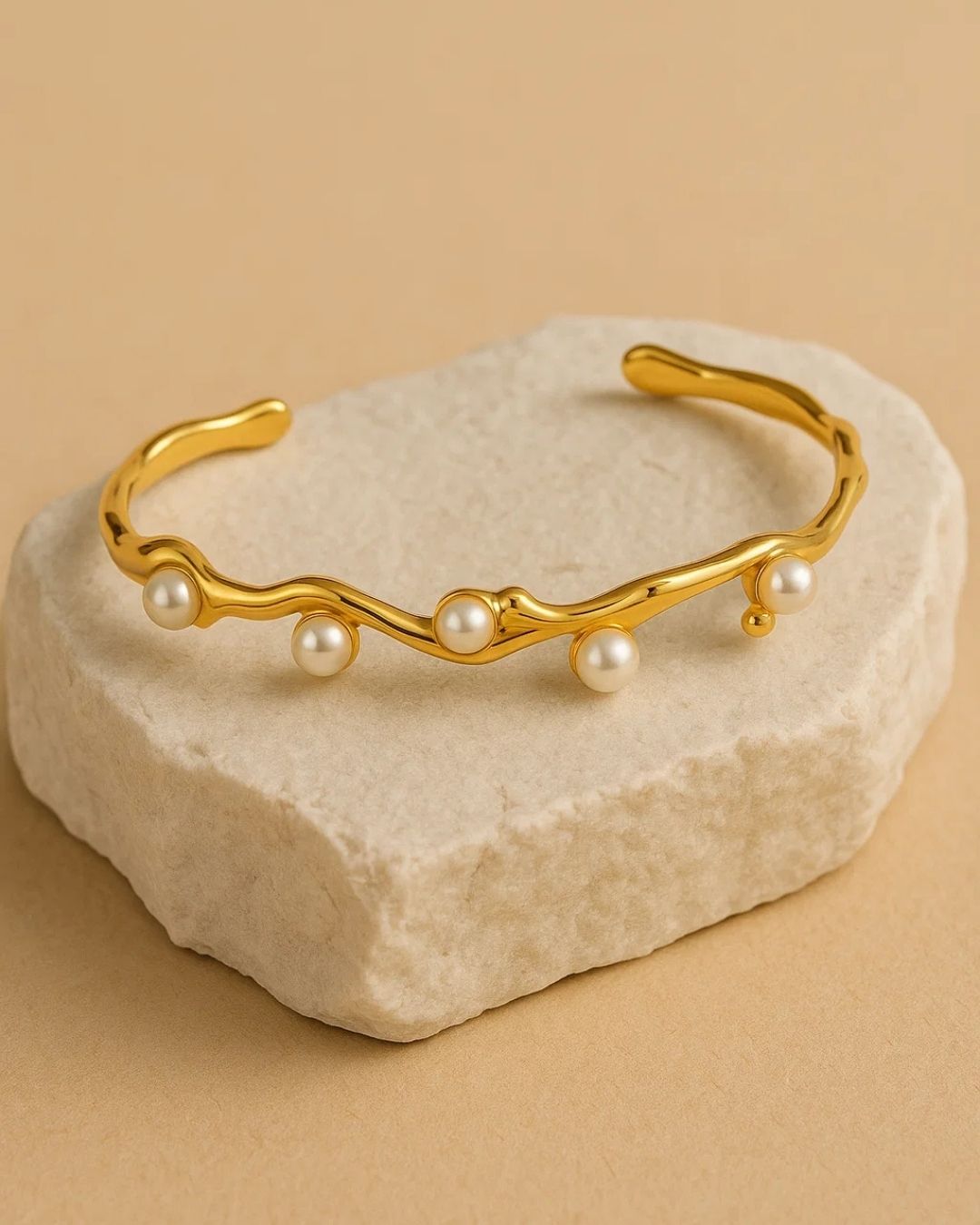 MOLTEN PEARL BRACELET