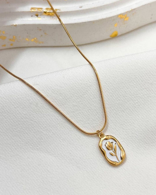 FLORAL PENDANT