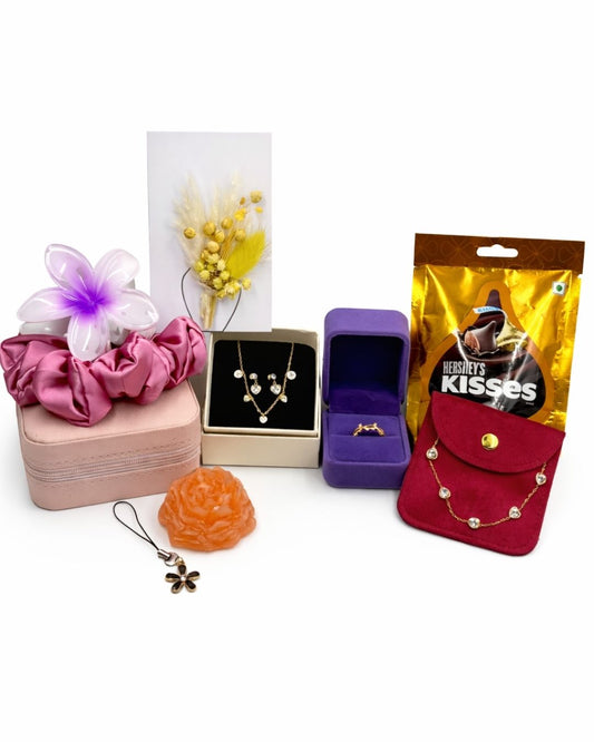 Everyday Luxe Box