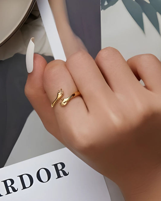 HUG RING