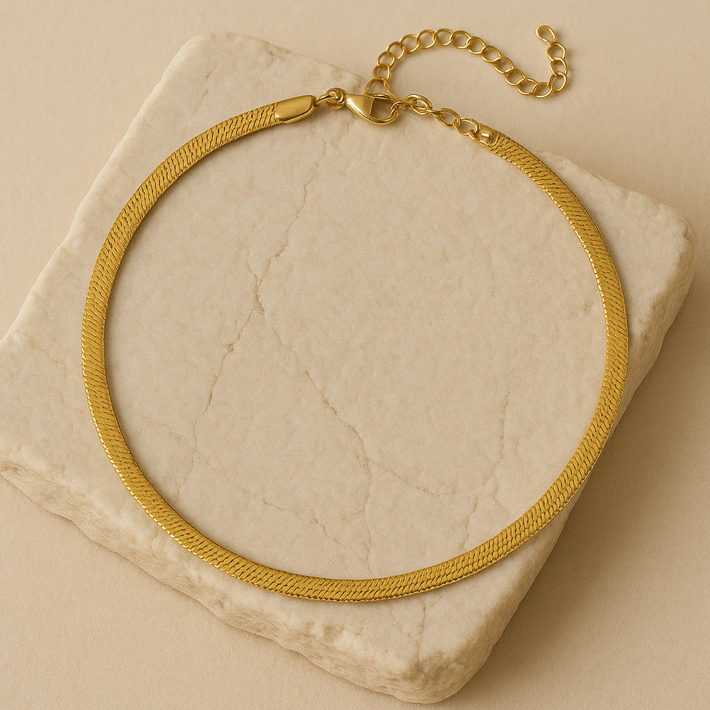 SNAKE CHAIN PENDANT