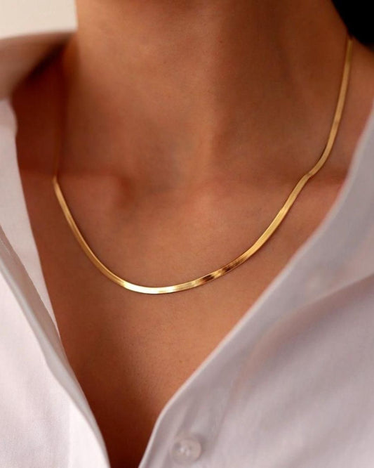 SNAKE CHAIN PENDANT