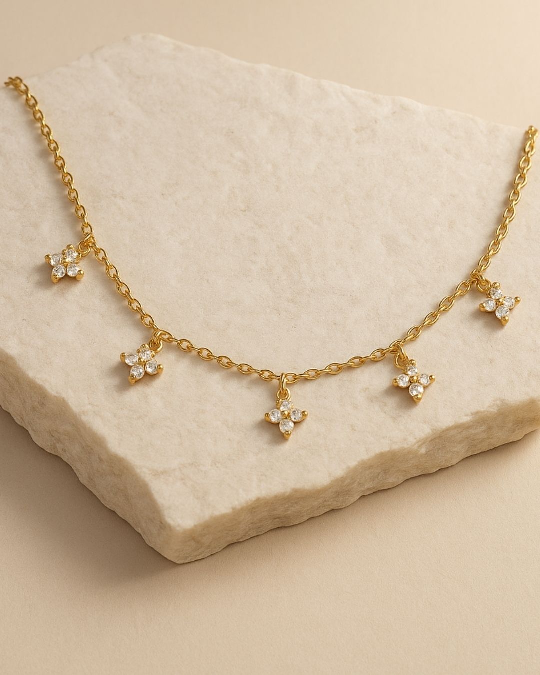 DAISY PENDANT