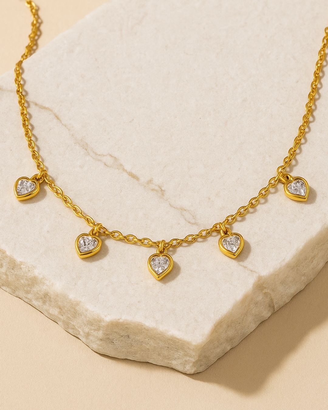 ALORA HEART PENDANT