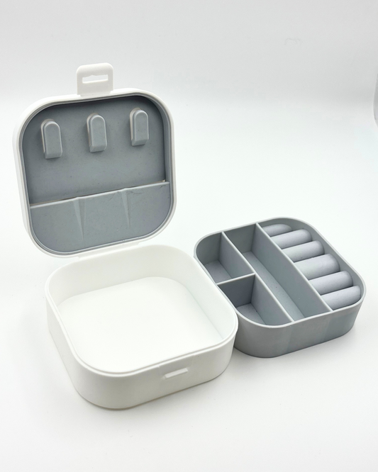 WHITE SILICON JEWELLERY ORGANISER