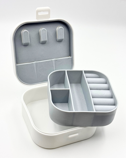 WHITE SILICON JEWELLERY ORGANISER