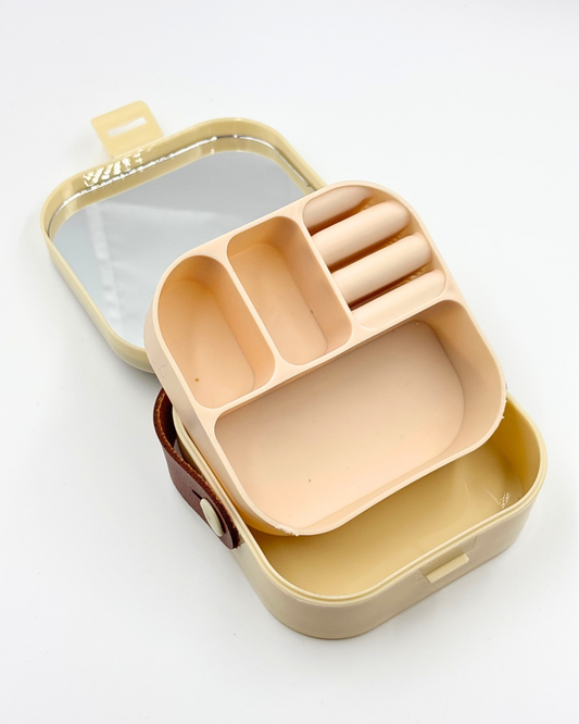 BEIGE JEWELLERY ORGANISER WITH MIRROR