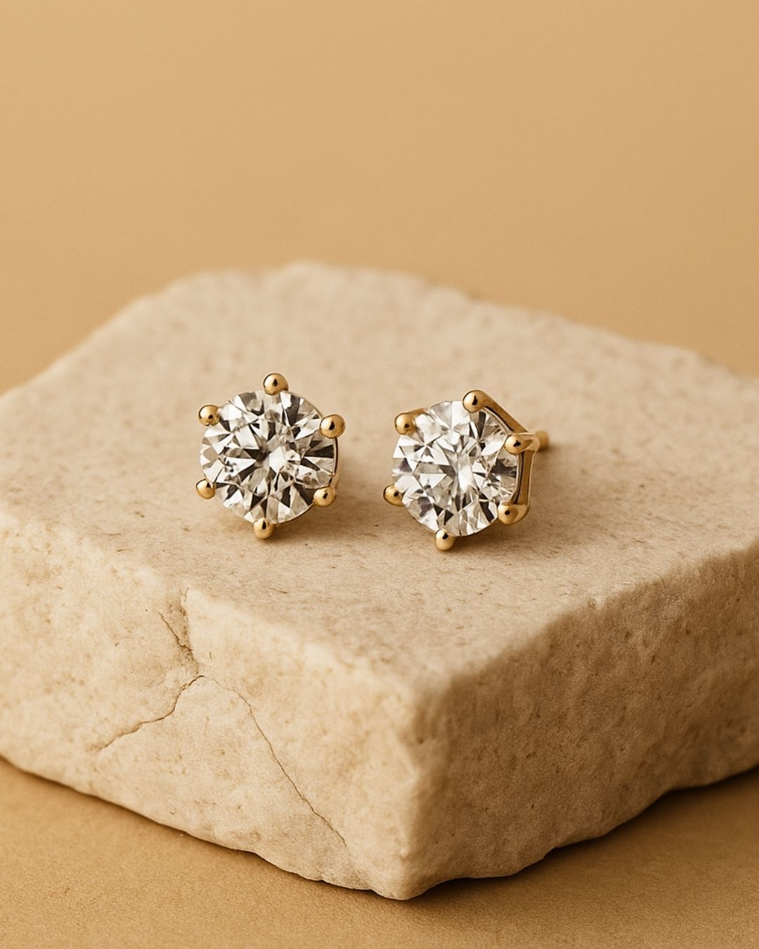 CRYSTAL STUD EARRINGS