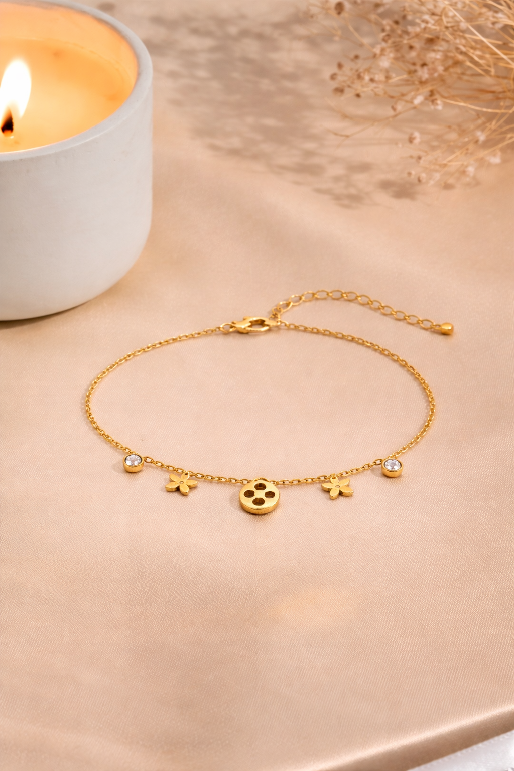 SOFT GLOW BRACELET