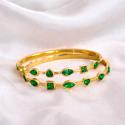AURA GEM GREEN BANGLE