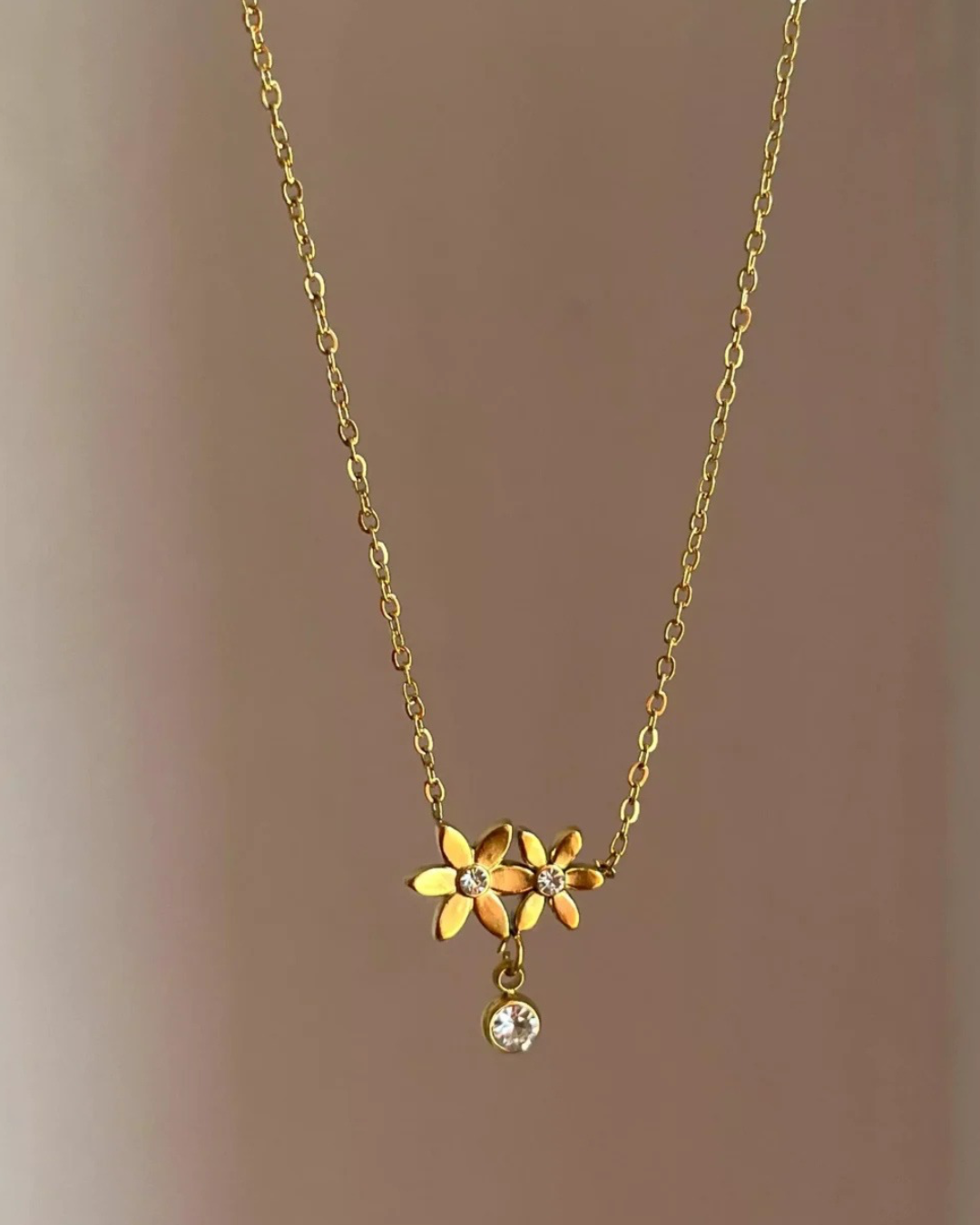 DUAL FLOWER PENDANT
