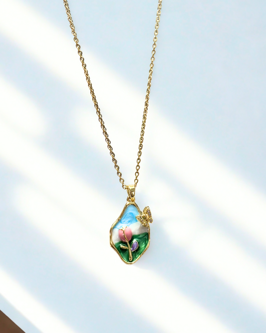 VINTAGE FLOWER PENDANT