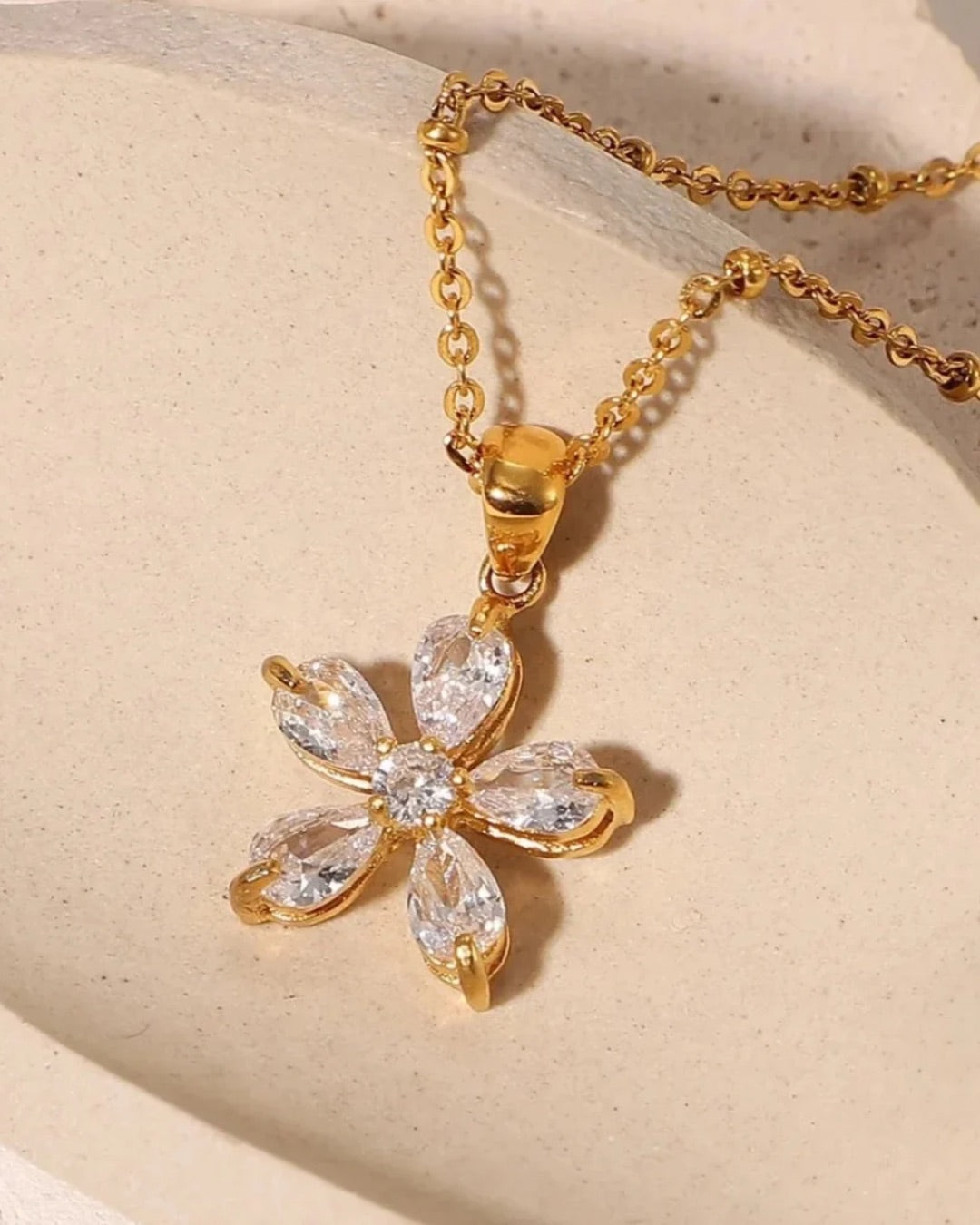 AURORA PENDANT