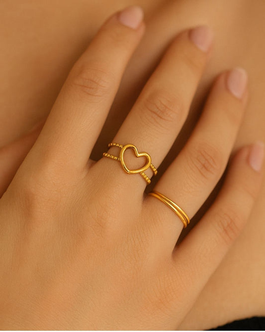 HEART RING