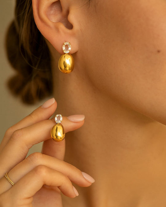 DANGLING CRYSTAL EARRINGS