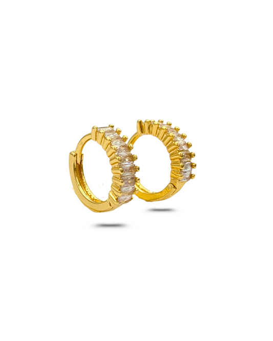 QORA CRYSTAL EARRING