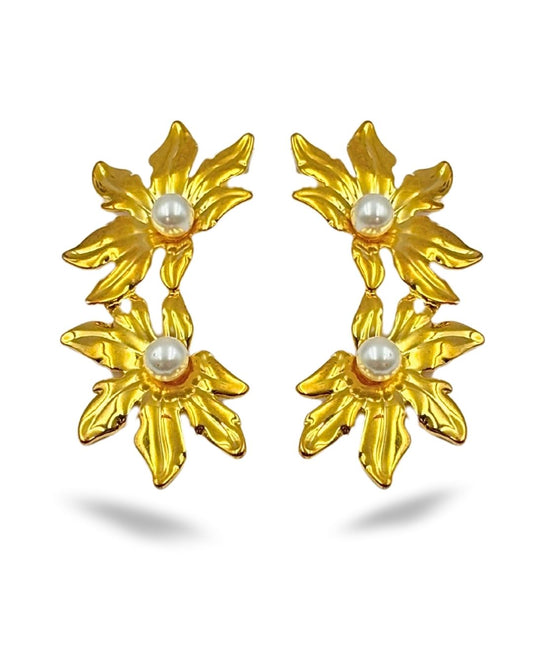 PEARL FLORAL EARRINGS